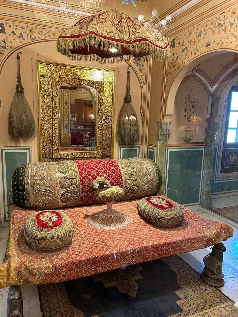 The Raj Palace Jaipur Exterior photo